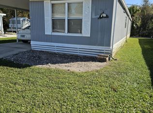 708 Spanish Moss Dr, Wildwood, FL 34785