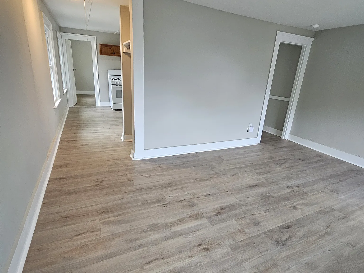 1 bed, $1,350 — Photo 3