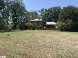 906 Parkins Mill Rd, Greenville, SC 29607