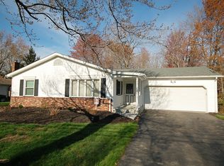 133 N Colonial Dr, Cortland, OH