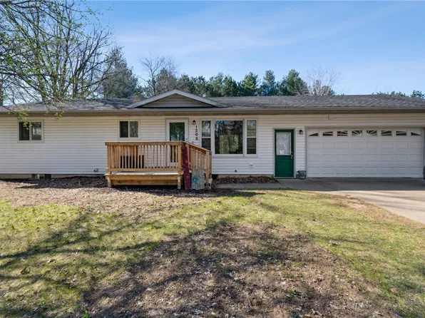 1208 Scritsmier Avenue, Menomonie, WI 54751