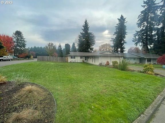 2nd image of 12513 NE 16th Ave