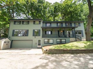 338 Rocky Shore Dr, Iowa City, IA 52246