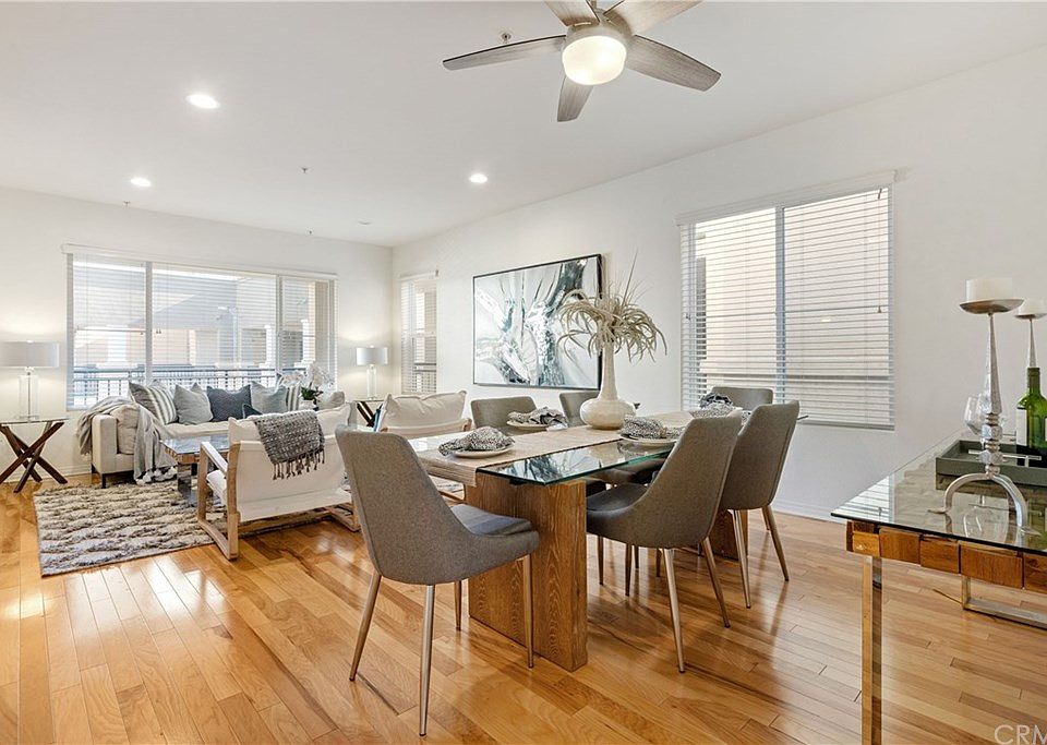 1st image of 6020 Seabluff Dr Unit 431