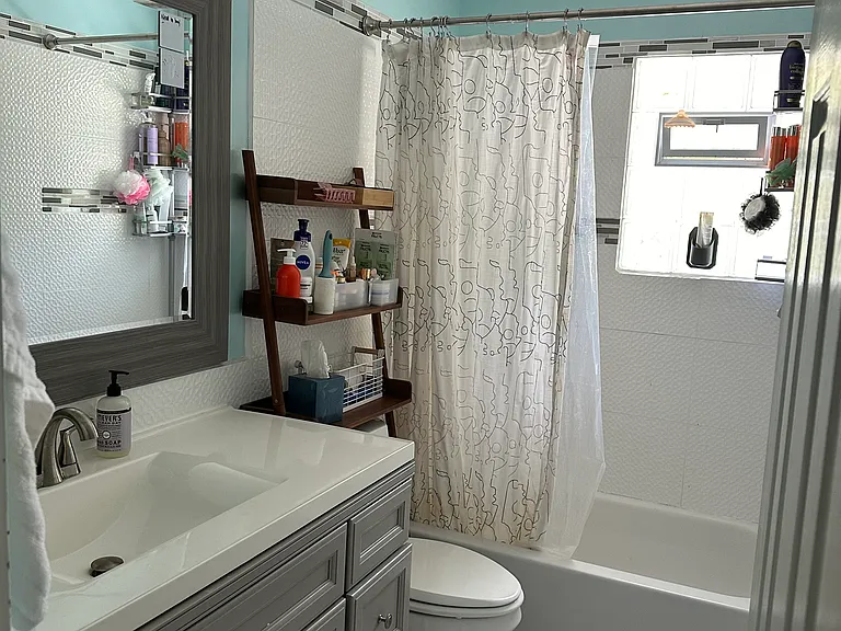 3835 Almeria Ave #C3 — Photo 3