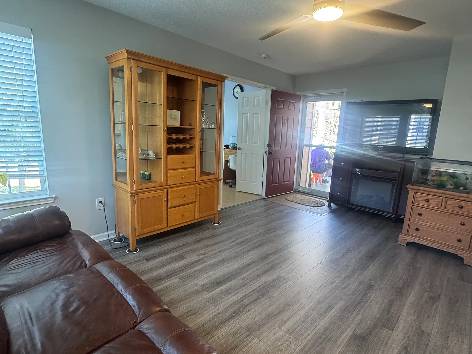 2 bed, $2,000 — Photo 2