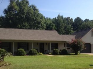 3610 Longstreet Dr, Pearl, MS 39208