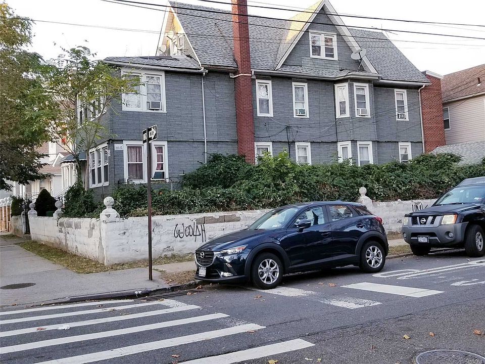 1st image of 8915 104th St