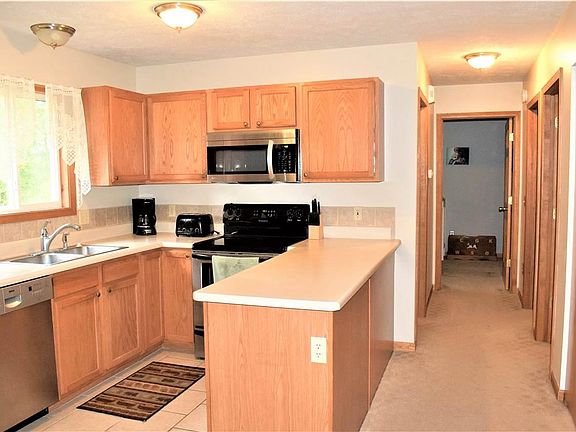 3rd image of 20514 White Oak Dr
