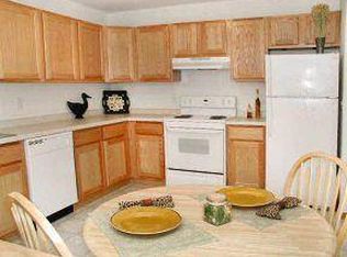 5041 Weatherstone Cir NW, Rochester, MN 55901