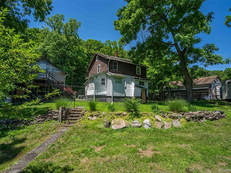 22 Lime Kiln Rd — Photo 24