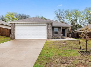 1221 Flint Way, Noble, OK 73068