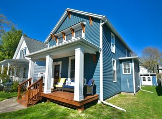 1613 S State St, Saint Joseph, MI 49085