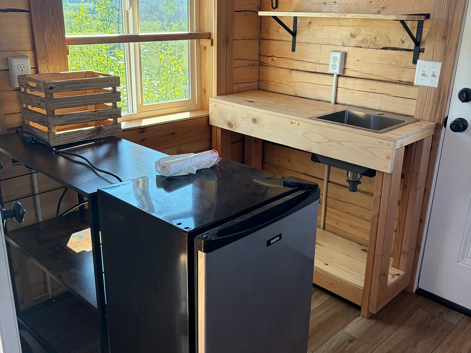 Studio, 320 sqft, $700 — Photo 3