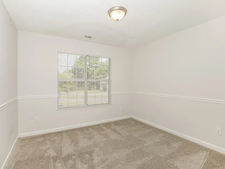 92 Dogwood Lakes Dr — Photo 14