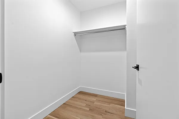 Rented by Leasing Management LLC | media 25