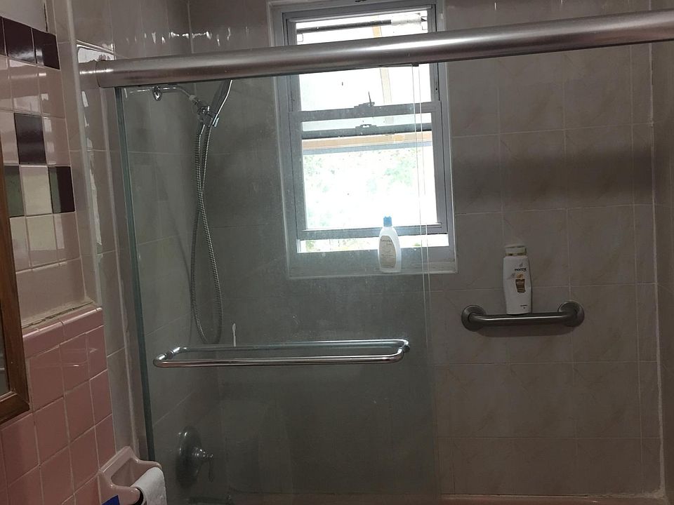 1st image of 2941 Avenue V