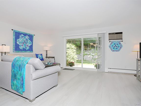 5th image of 287 Parkside Drive