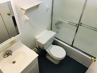 Rented by Roberto Guilbet, LREB