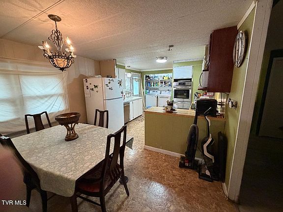 2nd image of 164 Elliott Dr