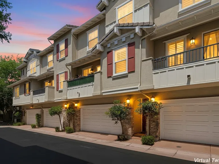 2115 Cosmo Way — Photo 37