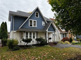 80 Chadwell Rd, Rochester, NY 14609