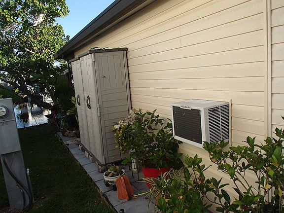 3rd image of 3701 Baynard Dr #H3