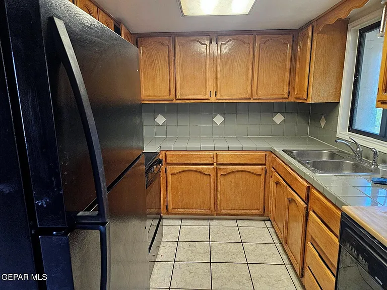 6423 Kiowa Ct — Photo 5