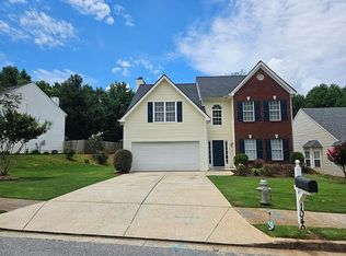 1040 Grace Dr, Lawrenceville, GA 30043
