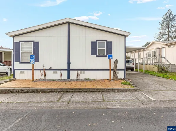 2000 Robins Ln SE Unit 40, Salem, OR 97306