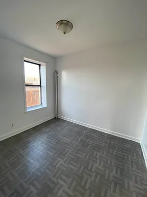 Rented by Houses of New York Realty LLC | media 23