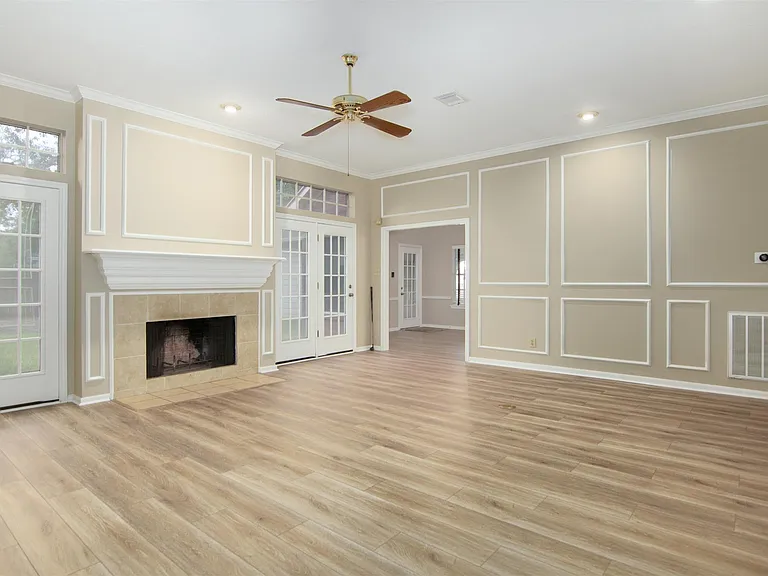 15118 Greenleaf Ln — Photo 15