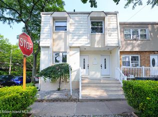 2 Remsen St, Staten Island, NY 10304