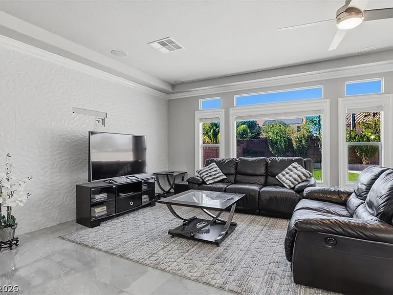 9647 Stoney Mesa Ct — Photo 8
