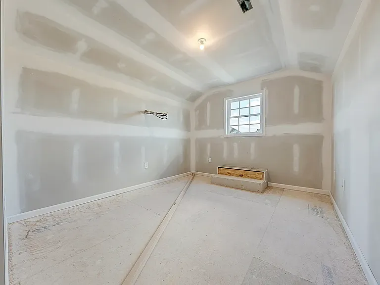 956 Carriage Pkwy — Photo 12