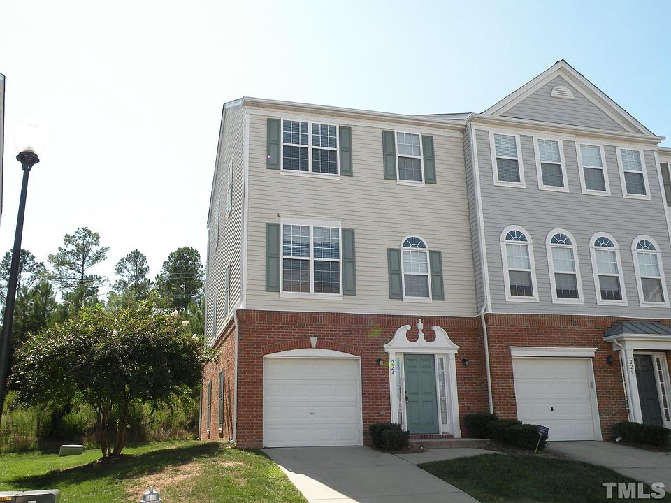 1st image of 224 Ruby Walk Dr