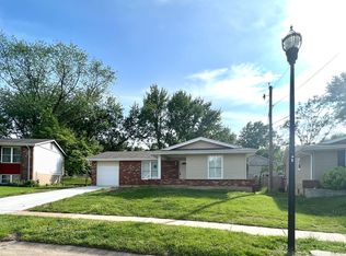 2317 Wescreek Dr, Maryland Heights, MO