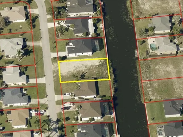 1839 SW 8th Ct, Cape Coral, FL 33991