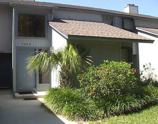 Home For Sale In Schooner Oaks