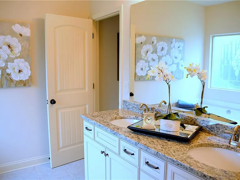 5730 Lanier Valley Pkwy — Photo 22