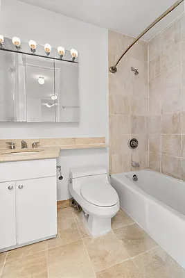 Rented by Jade Stone Real Estate Consulting | media 16