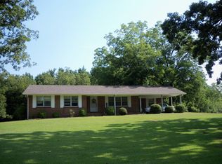 198 SE Maddux Rd, Falkville, AL 35622