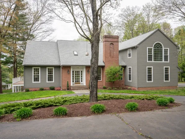 1136 Main Street, Glastonbury, CT 06073