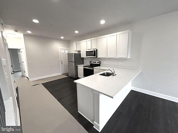 4th image of 1314 Constitution #1