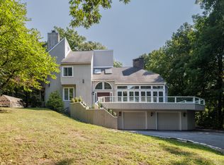 396 Strickland St, Glastonbury, CT 06033