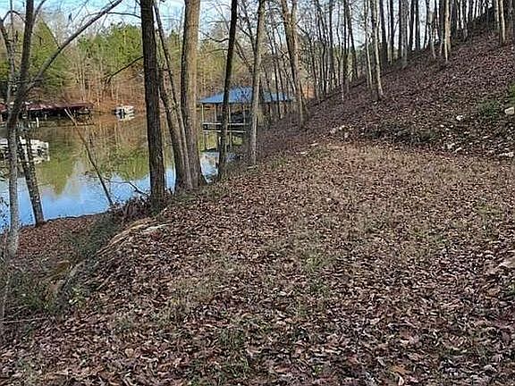 Right of restricted lot