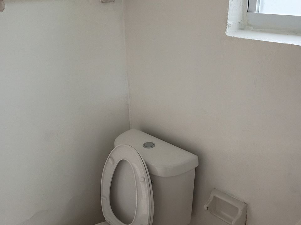 1st image of 1848 SW Harlem Cir #1838