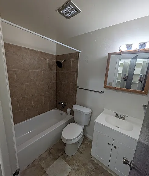 100 S 20th Ave #2 — Photo 9