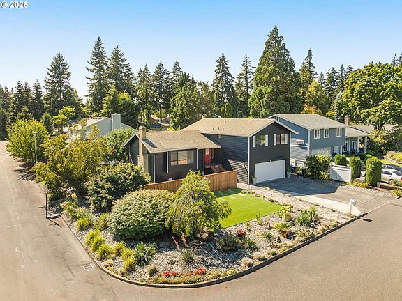 2nd image of 1410 SE 121st Ave