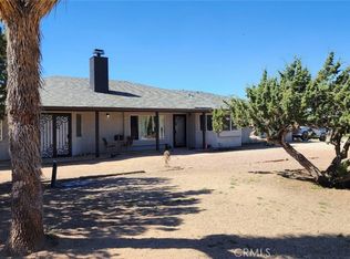 8170 Coyote Trl, Oak Hills, CA 92344